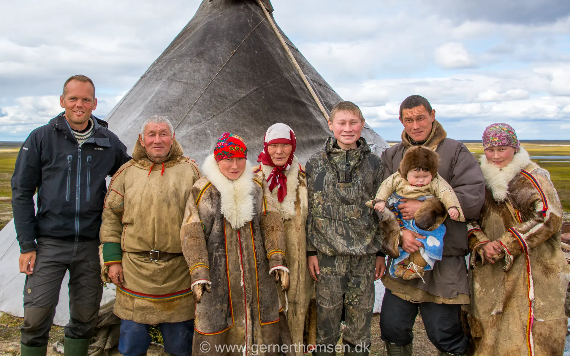 På Jamalhaløvens tundra i Sibirien med en familie som jeg har fulgt siden 2001